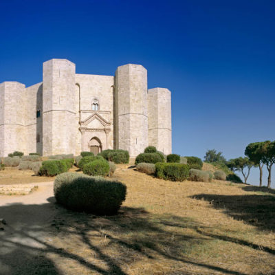 DRJ6T1 castel del monte, andria, apulia, italy, europe