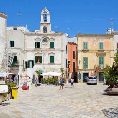 Piazza Vittorio Emanuele in Polignano a Mare