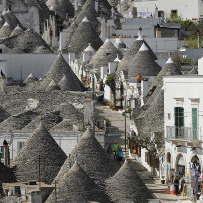 Trulli houses in the Rione Monte district, UNESCO World Heritage Site, Alberobello, Apulia, Italy