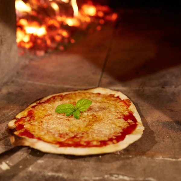 Discover Rome and make pizza