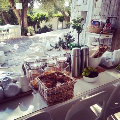 Gay BnB Ostuni Pietrefitte dining